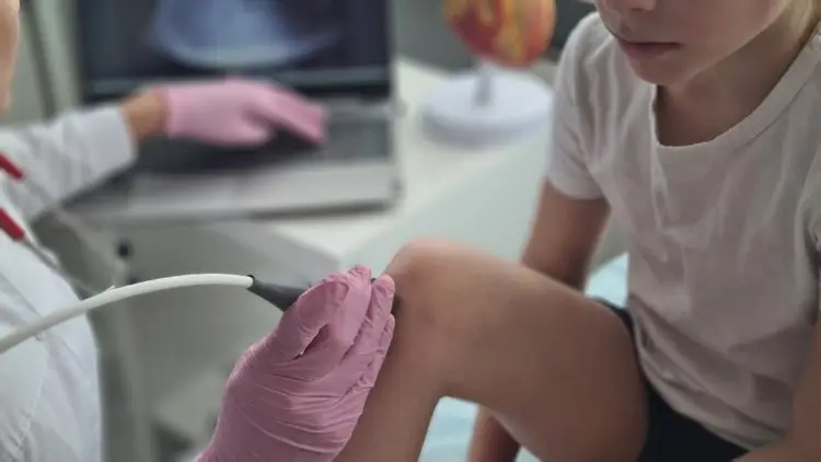 افضل طرق علاج الروماتويد عند الأطفال 2026 | الأعراض والأسباب